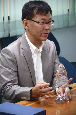 HONDA-award-02